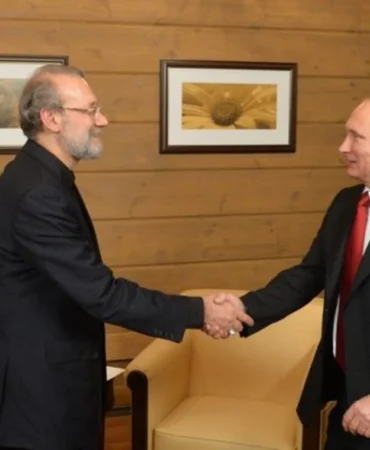 YzOroEJLUV4du7bM1JKjyl7PhFYqjTpSpfKVfQD0_1200