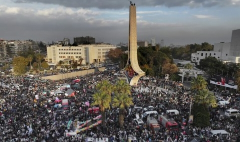 2025-12-04_11-28-35_992213