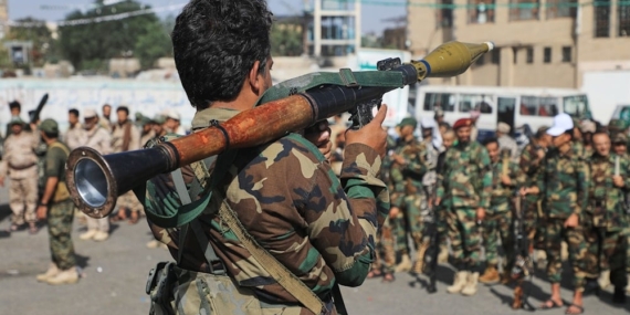 AFP: Yemen Silahlı Kuvvetleri Muha’yı ve Zukar Adası’nı ele geçirdi, Babülmendep’e doğru ilerliyor